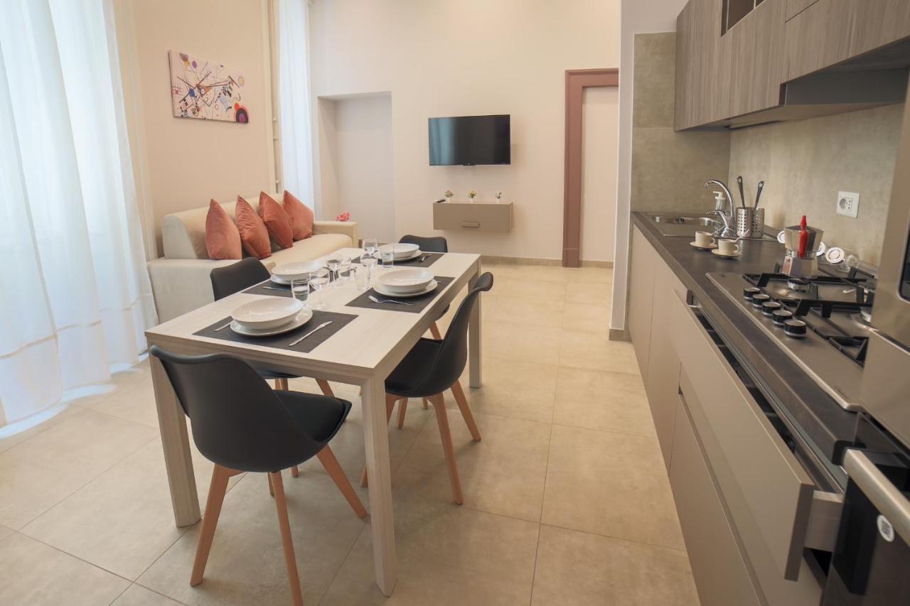 Dimora Museo Apartment เนเปิลส์ ภายนอก รูปภาพ