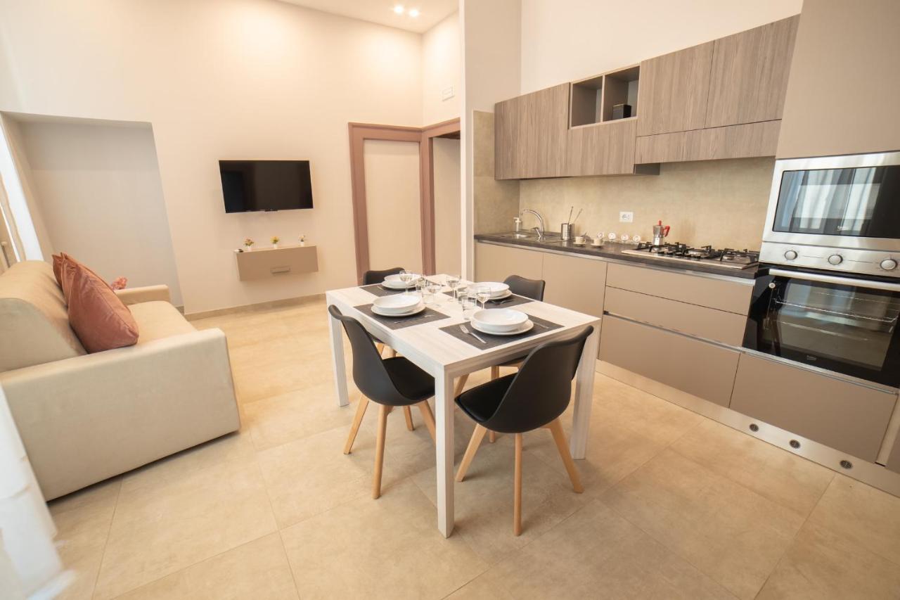Dimora Museo Apartment เนเปิลส์ ภายนอก รูปภาพ