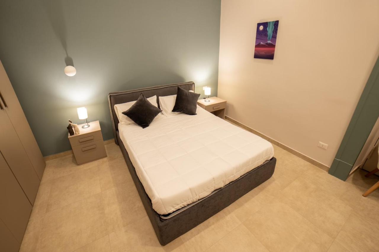 Dimora Museo Apartment เนเปิลส์ ภายนอก รูปภาพ