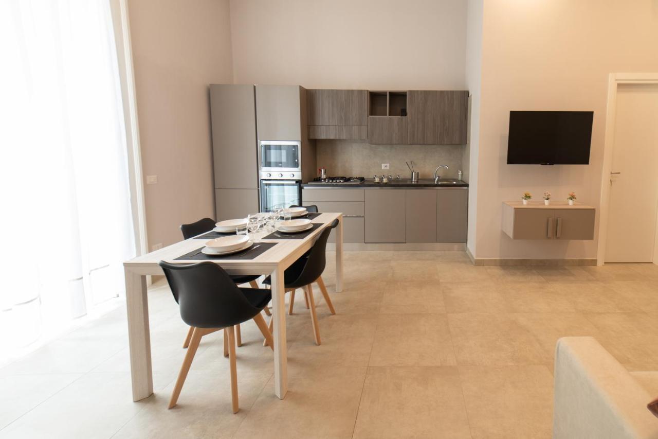 Dimora Museo Apartment เนเปิลส์ ภายนอก รูปภาพ