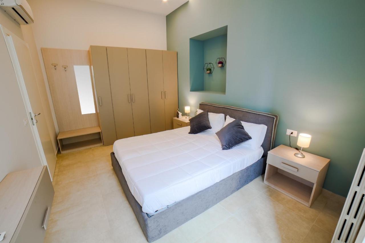 Dimora Museo Apartment เนเปิลส์ ภายนอก รูปภาพ